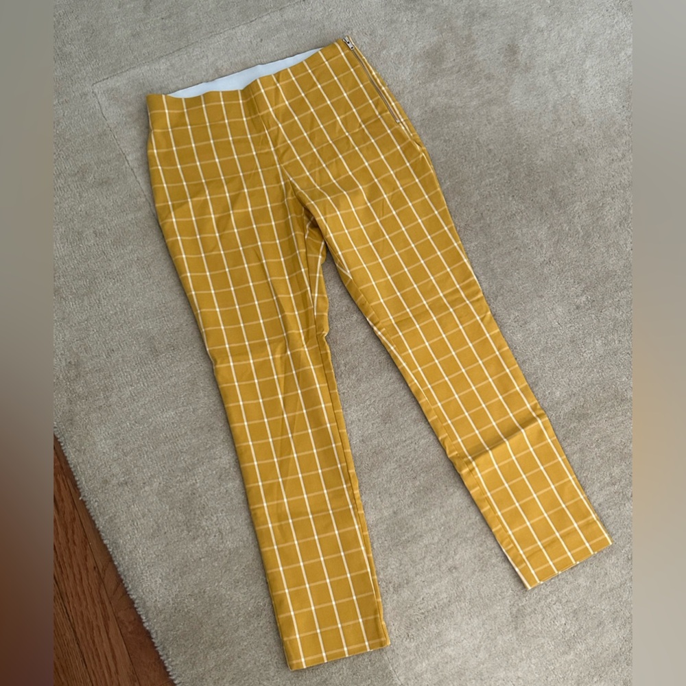 A new day yellow pant